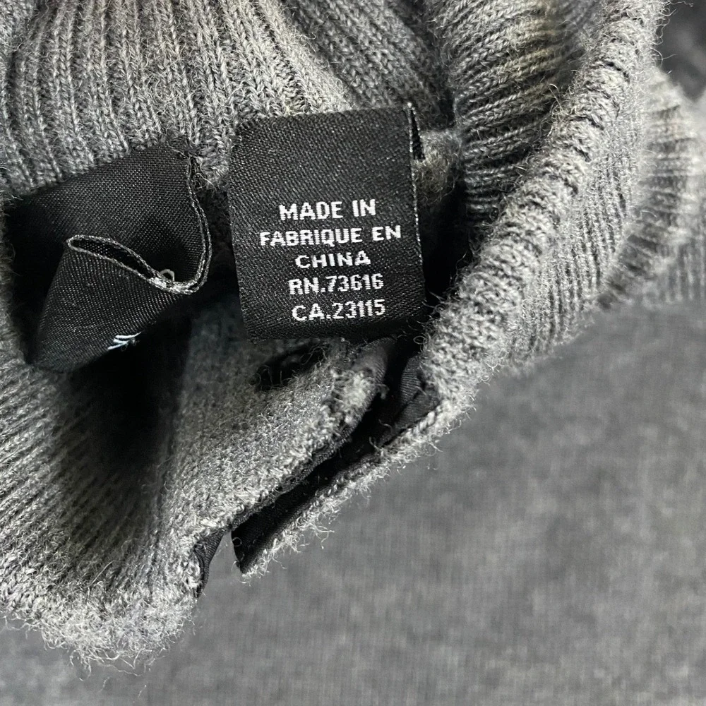 Boss Hugo Boss Quarter Zip Sweater Mens XL Gray Vintage 100% Virgin Wool Ribbed